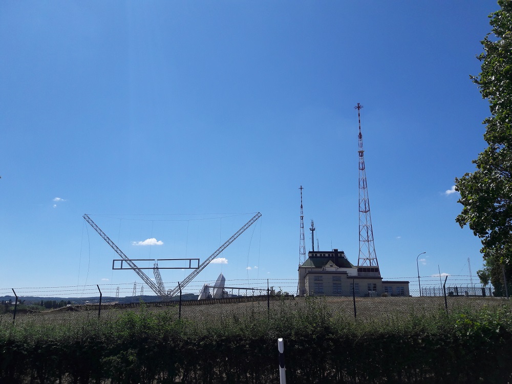 trois générations d'antennes OC